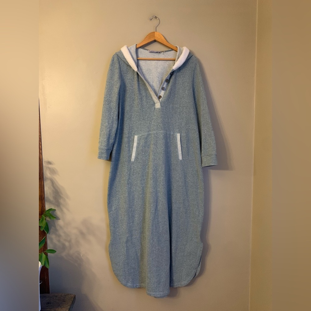 Soft Surroundings Blue and White Hooded Terry Lounge Dress